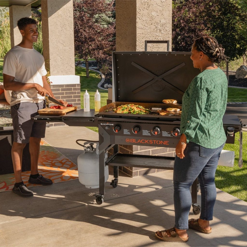 36 griddle with hood 4387434
